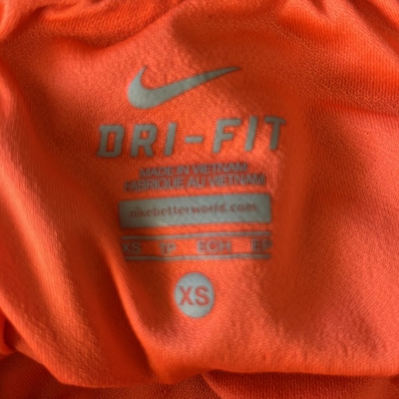 Nike Dri-Fit Shorts - Picture 4 of 4